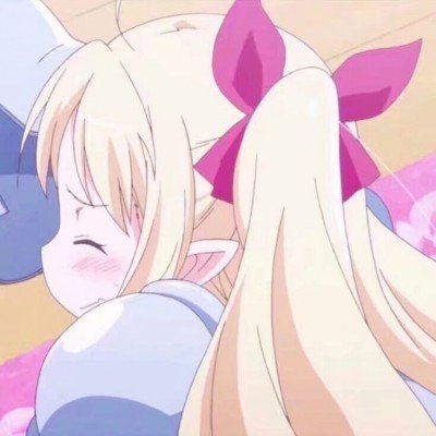 伊朗晒突击队员坐快艇截停货船视频